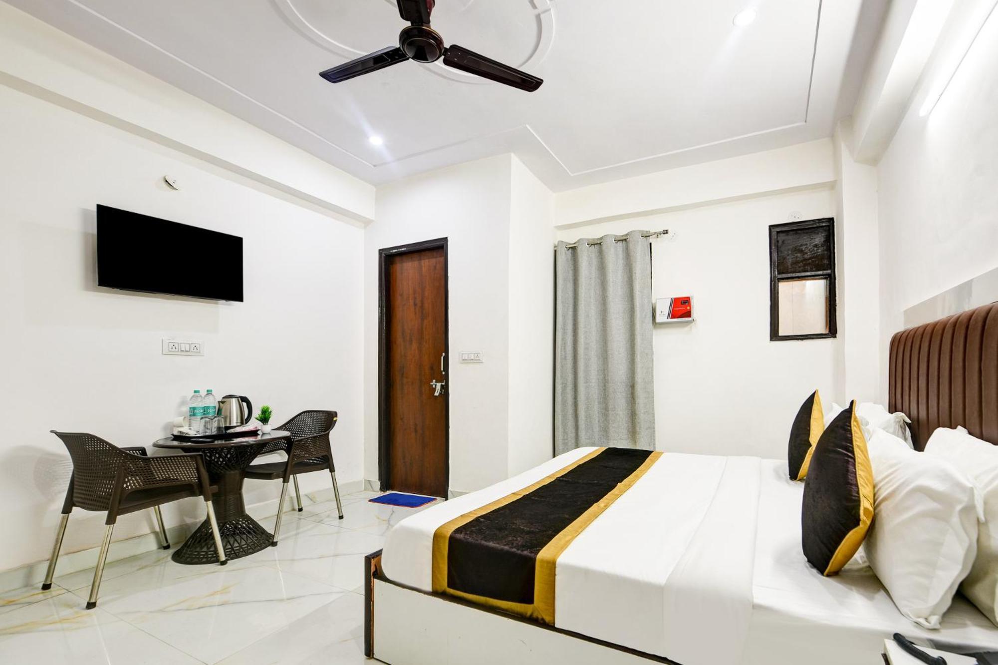 Hotel Krishna Tower Delhi (National Capital Territory of India) Exterior foto