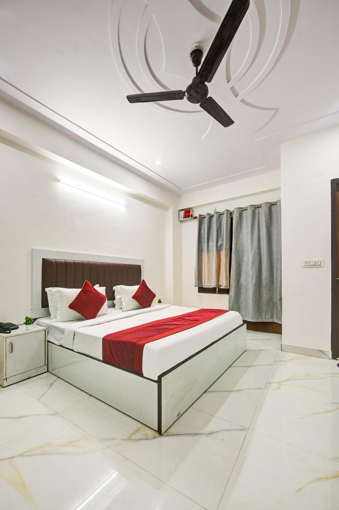 Hotel Krishna Tower Delhi (National Capital Territory of India) Exterior foto