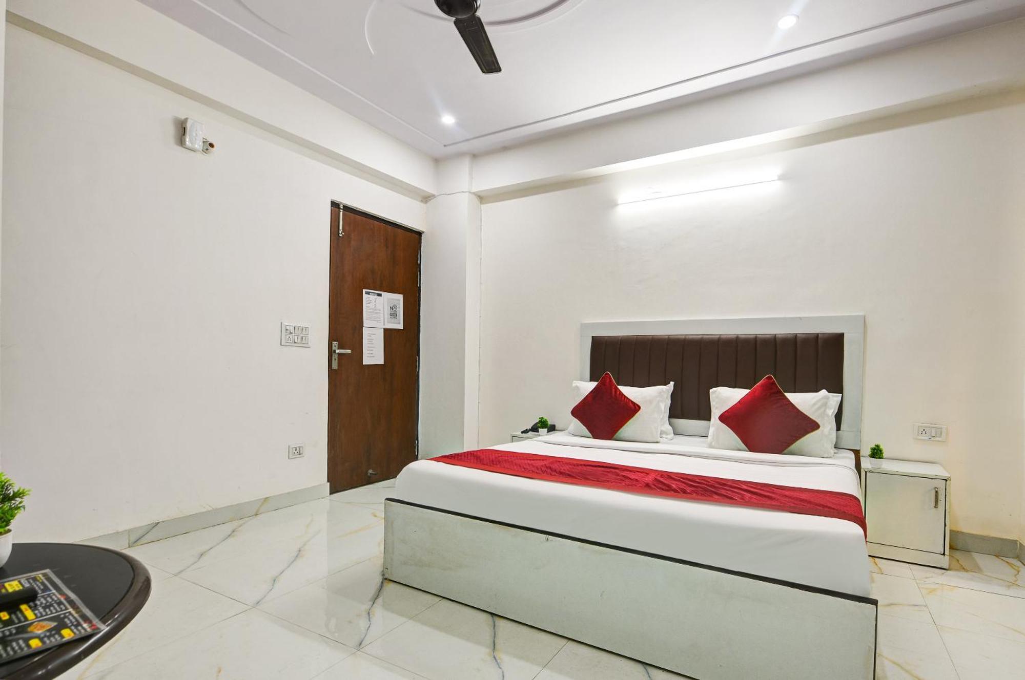 Hotel Krishna Tower Delhi (National Capital Territory of India) Exterior foto