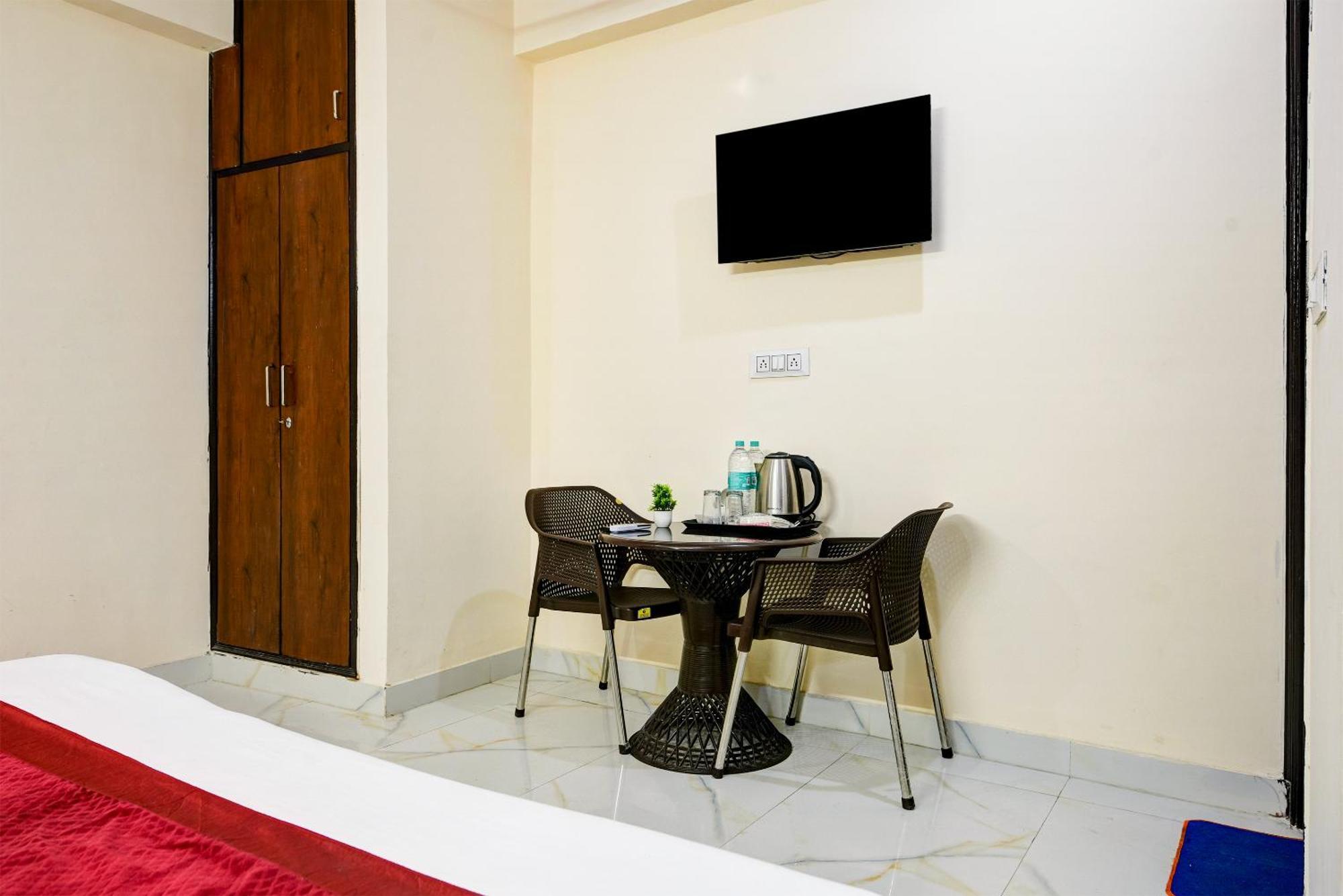 Hotel Krishna Tower Delhi (National Capital Territory of India) Exterior foto